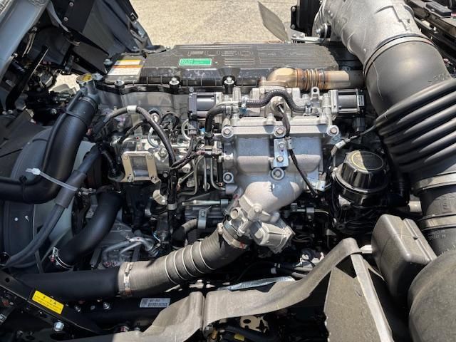 MITSUBISHI FUSOU FIGHTER 2025