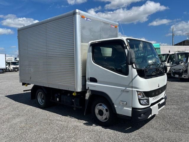 MITSUBISHI CANTER 2022