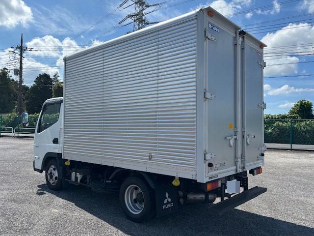 MITSUBISHI CANTER 2022