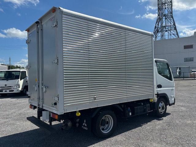 MITSUBISHI CANTER 2022