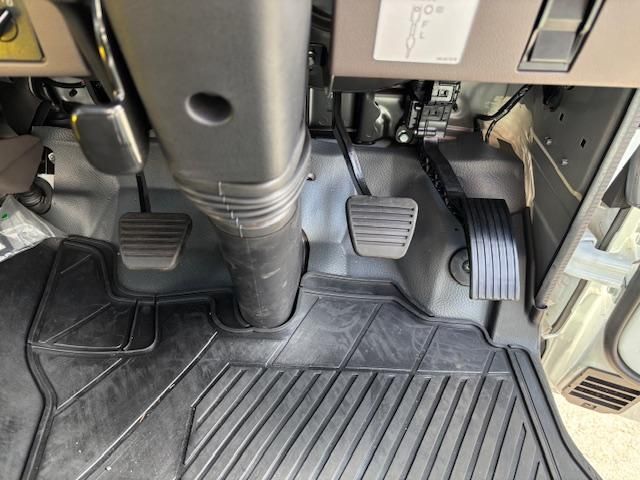 MITSUBISHI CANTER 2025