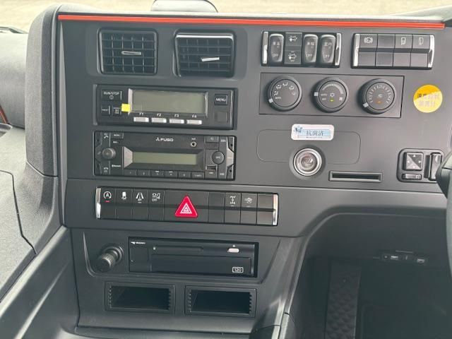 MITSUBISHI FUSOU SUPER GREAT 2025