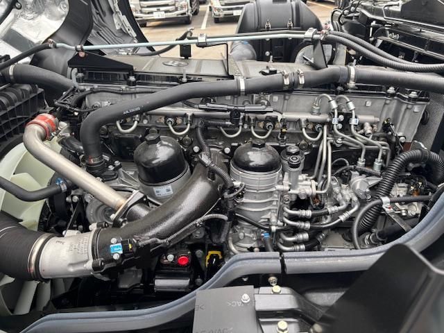 MITSUBISHI FUSOU SUPER GREAT 2025