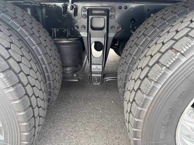 MITSUBISHI FUSOU SUPER GREAT 2025