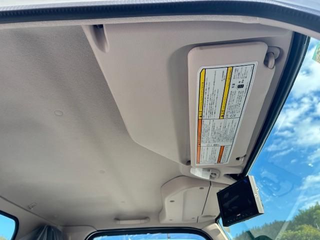 MITSUBISHI CANTER 2025