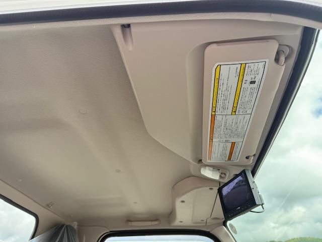 MITSUBISHI CANTER 2025