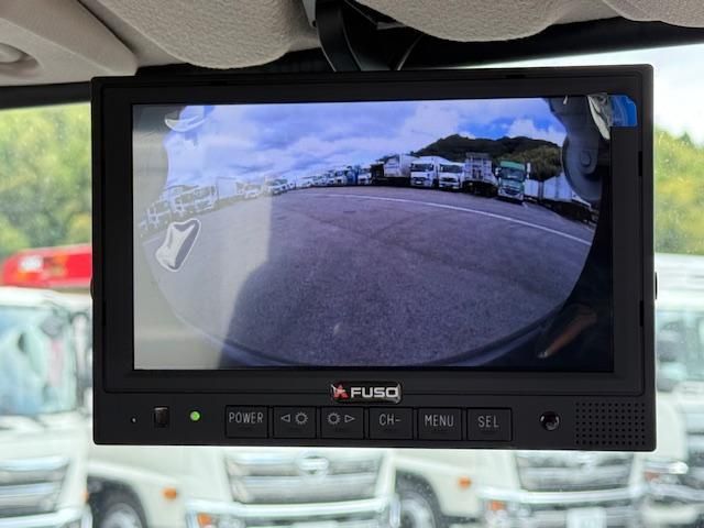 MITSUBISHI CANTER 2025