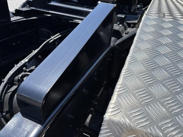 MITSUBISHI FUSOU SUPER GREAT 2025