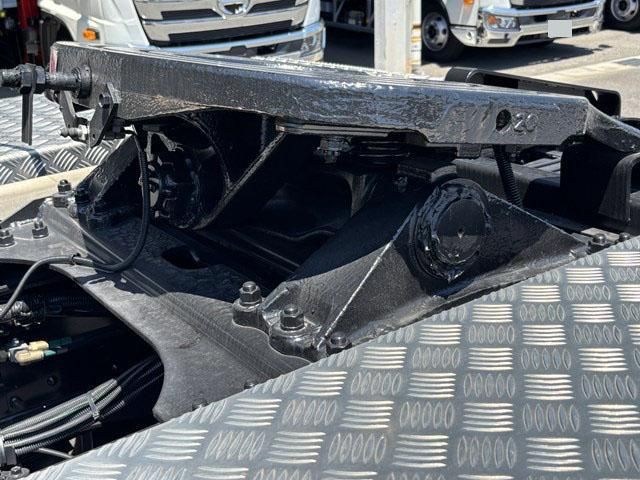 MITSUBISHI FUSOU SUPER GREAT 2025