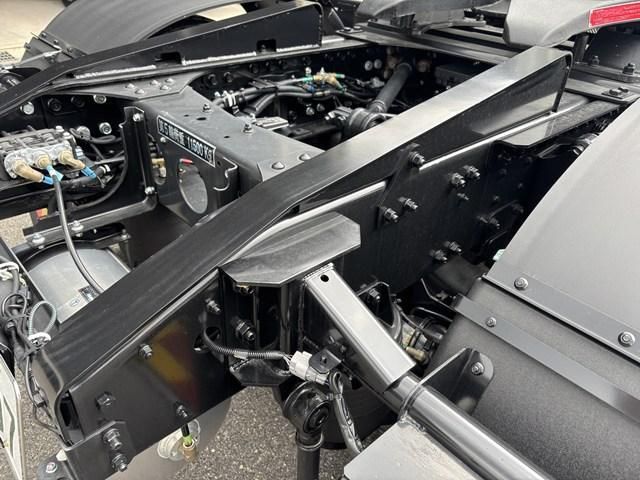 MITSUBISHI FUSOU SUPER GREAT 2025