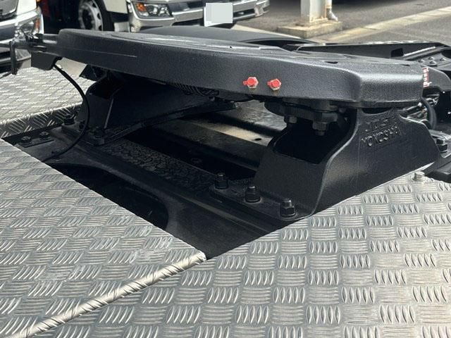 MITSUBISHI FUSOU SUPER GREAT 2025