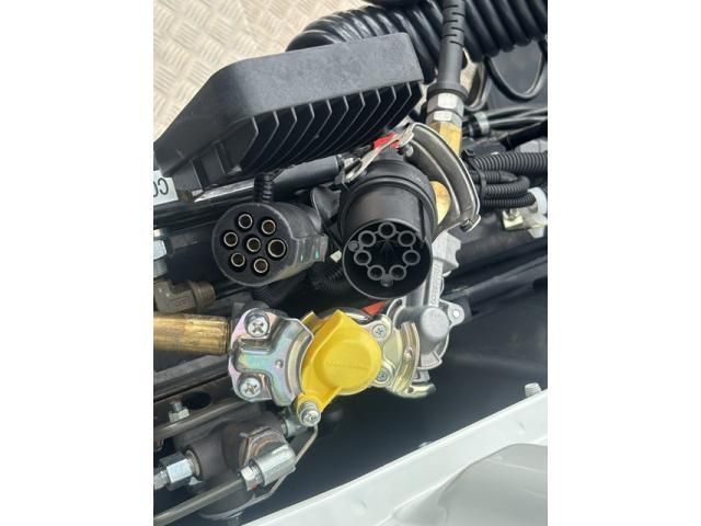 MITSUBISHI FUSOU SUPER GREAT 2025