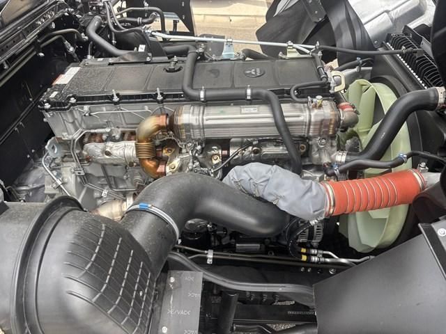 MITSUBISHI FUSOU SUPER GREAT 2025