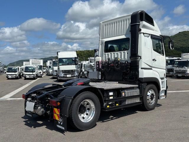 MITSUBISHI FUSOU SUPER GREAT 2025