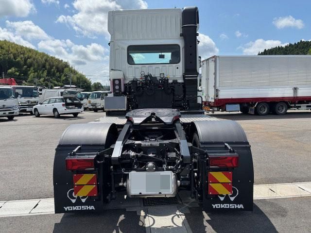 MITSUBISHI FUSOU SUPER GREAT 2025