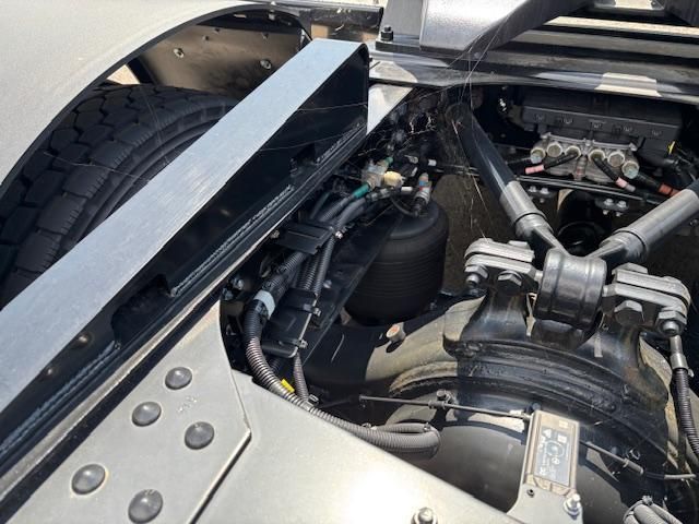 MITSUBISHI FUSOU SUPER GREAT 2025