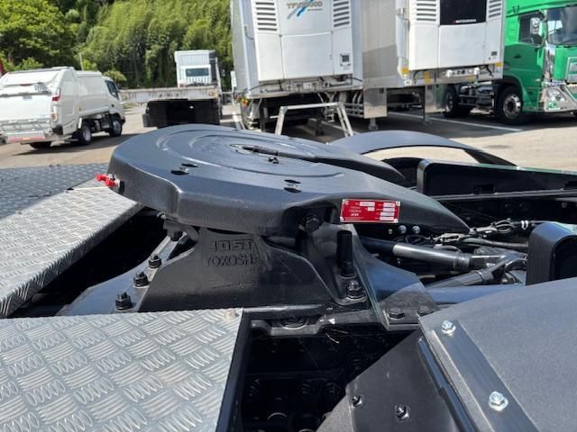 MITSUBISHI FUSOU SUPER GREAT 2025