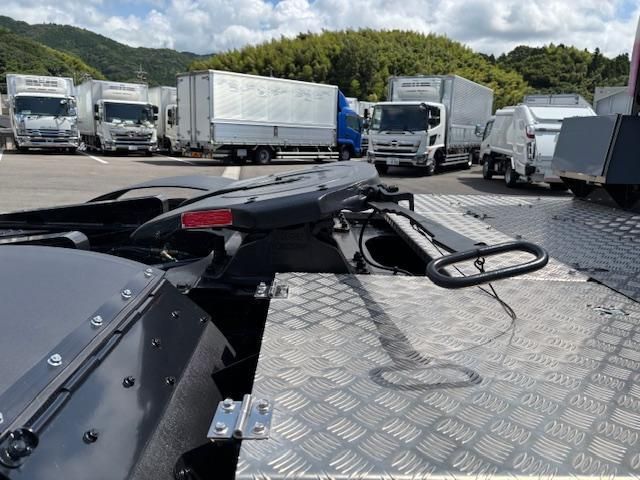 MITSUBISHI FUSOU SUPER GREAT 2025