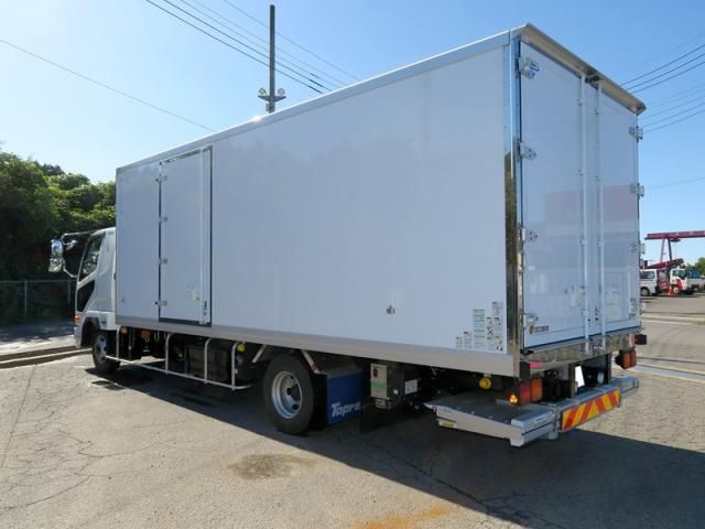 MITSUBISHI FUSOU FIGHTER 2025