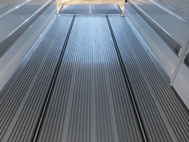 MITSUBISHI FUSOU FIGHTER 2025