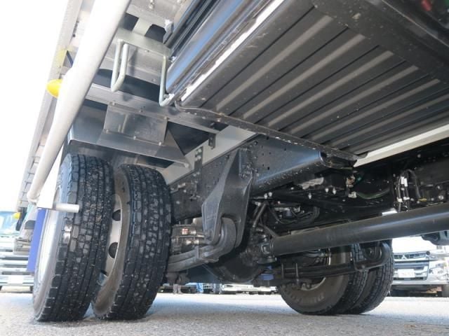 MITSUBISHI FUSOU FIGHTER 2025