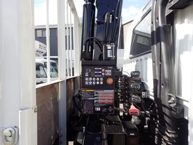 MITSUBISHI FUSOU FIGHTER 2024