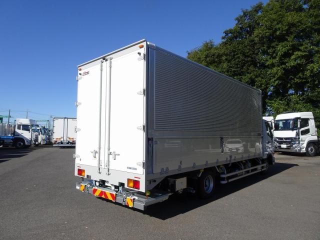 MITSUBISHI FUSOU FIGHTER 2024