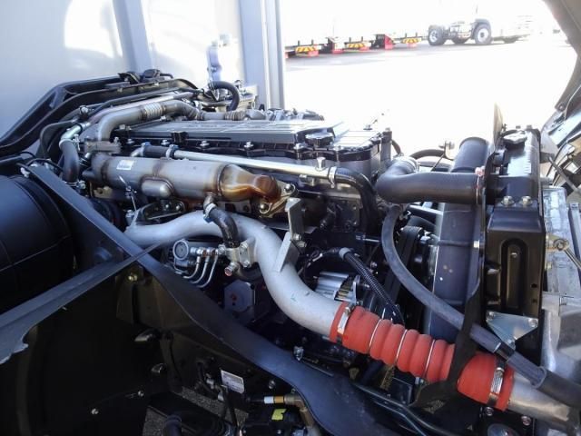 MITSUBISHI FUSOU FIGHTER 2024