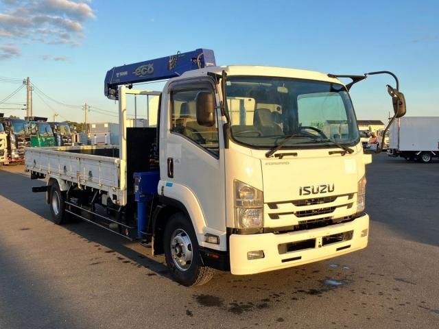 ISUZU FORWARD 2018