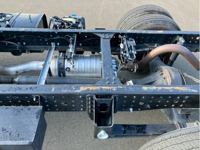 MITSUBISHI CANTER 2022