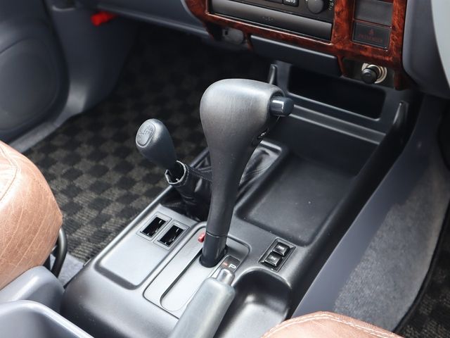 TOYOTA LANDCRUISER PRADO 2000