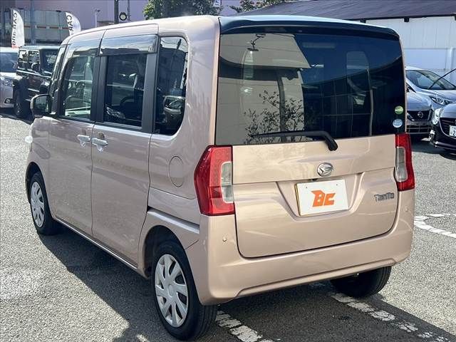 DAIHATSU TANTO 4WD 2017