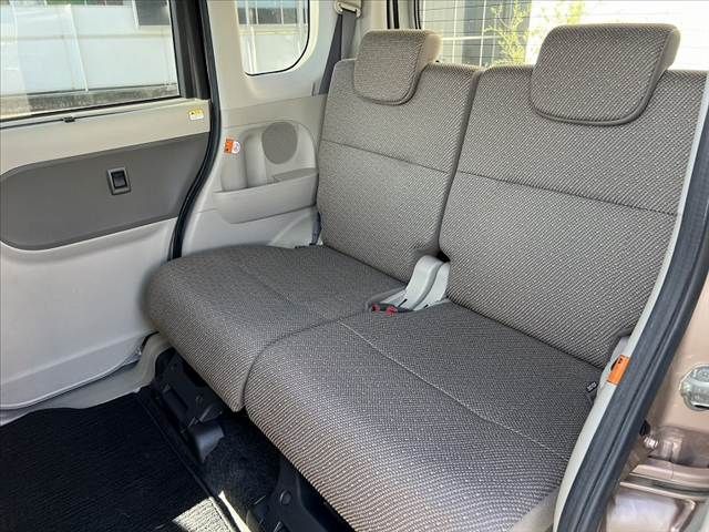 DAIHATSU TANTO 4WD 2017