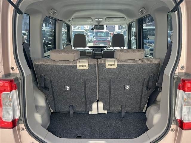 DAIHATSU TANTO 4WD 2017