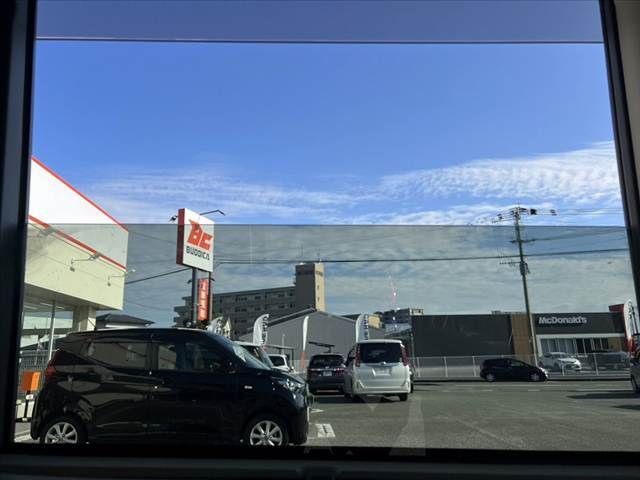 DAIHATSU TANTO 4WD 2017