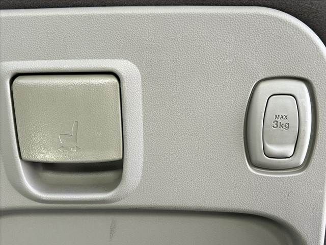 DAIHATSU TANTO 4WD 2017