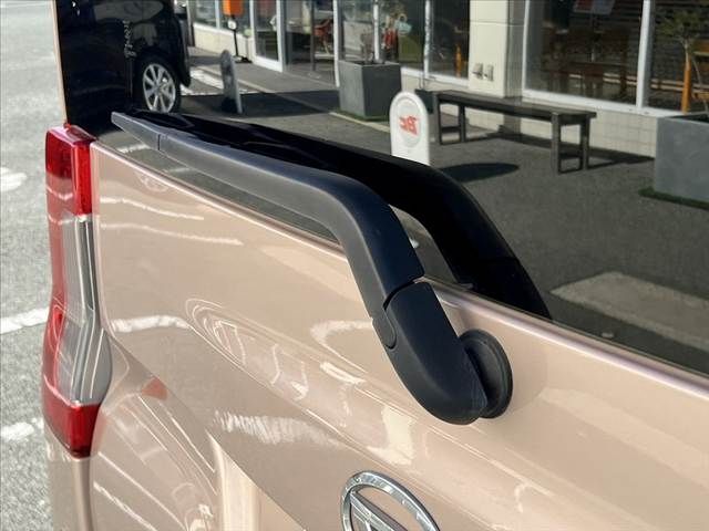 DAIHATSU TANTO 4WD 2017