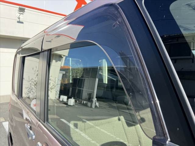 DAIHATSU TANTO 4WD 2017