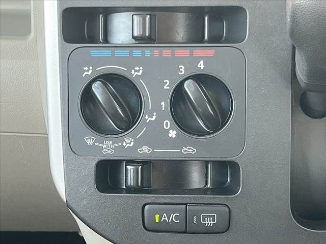 DAIHATSU TANTO 4WD 2017