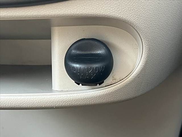 DAIHATSU TANTO 4WD 2017