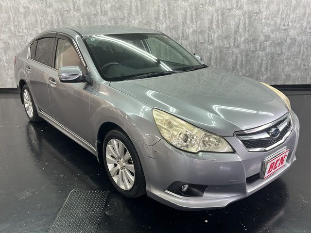 SUBARU LEGACY B4 2010