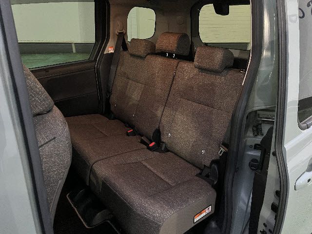 TOYOTA SIENTA HYBRID 2023