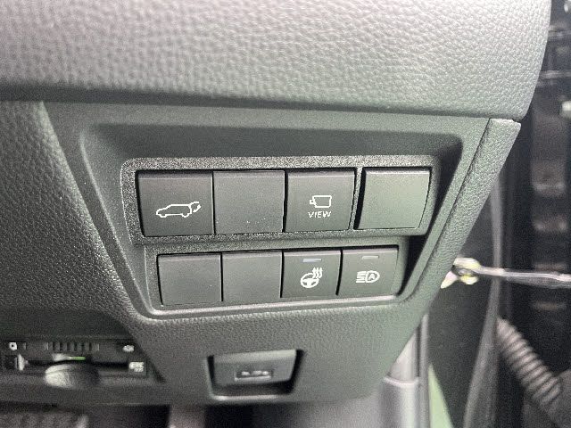 TOYOTA YARIS CROSS HYBRID 2023