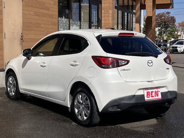 MAZDA DEMIO 2014