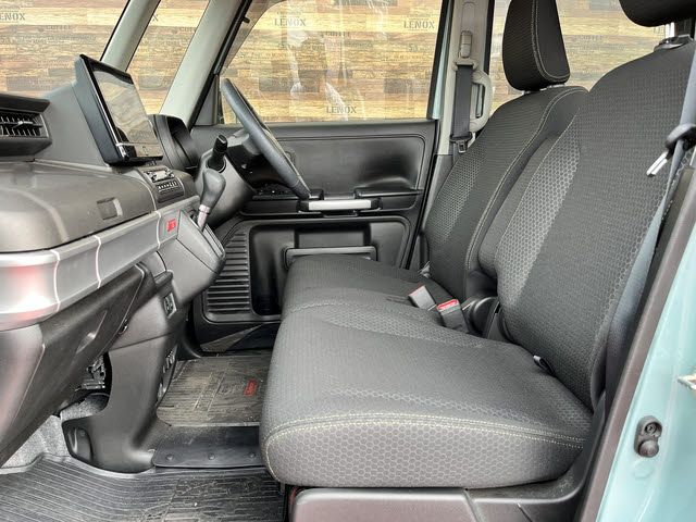 SUZUKI Spacia GEAR 2022