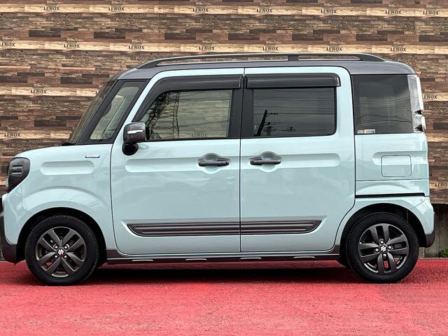 SUZUKI Spacia GEAR 2022