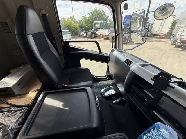 MITSUBISHI FUSOU FIGHTER 2018