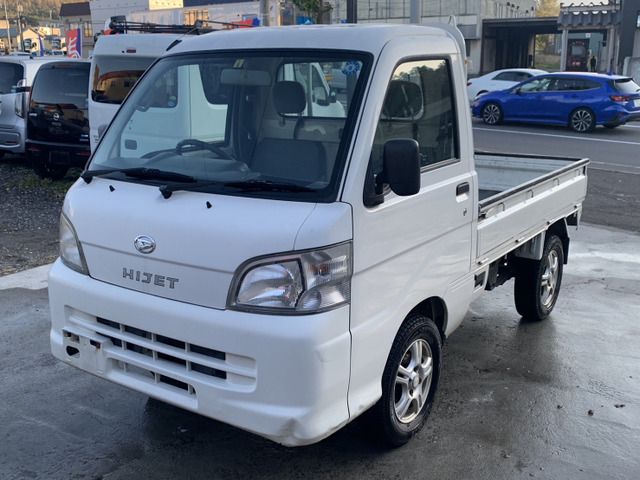 DAIHATSU HIJET truck 4WD 2010