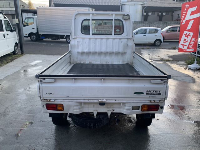 DAIHATSU HIJET truck 4WD 2010