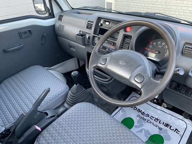 DAIHATSU HIJET truck 4WD 2010